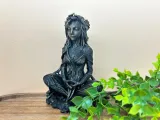 Tree girl-1