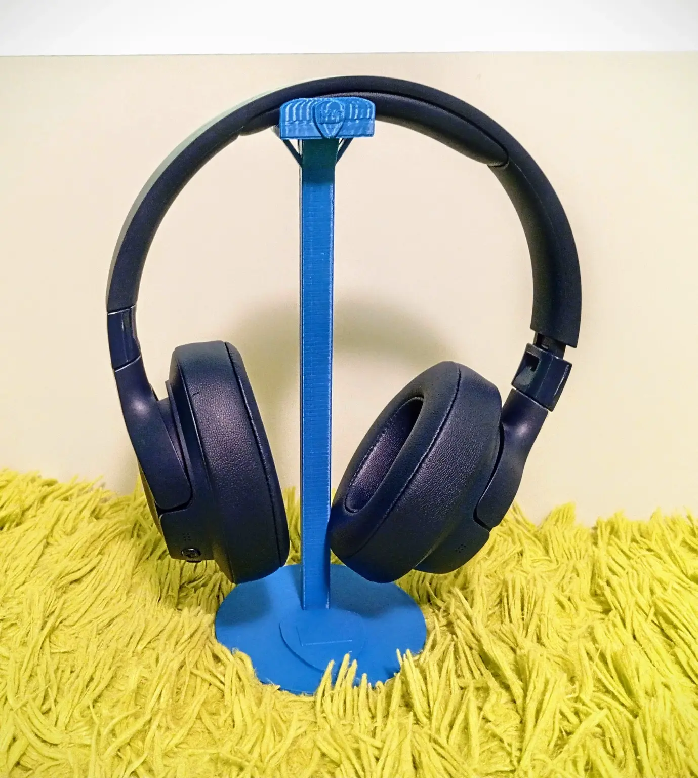 headphones holder