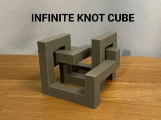 Infinite Knot Cube