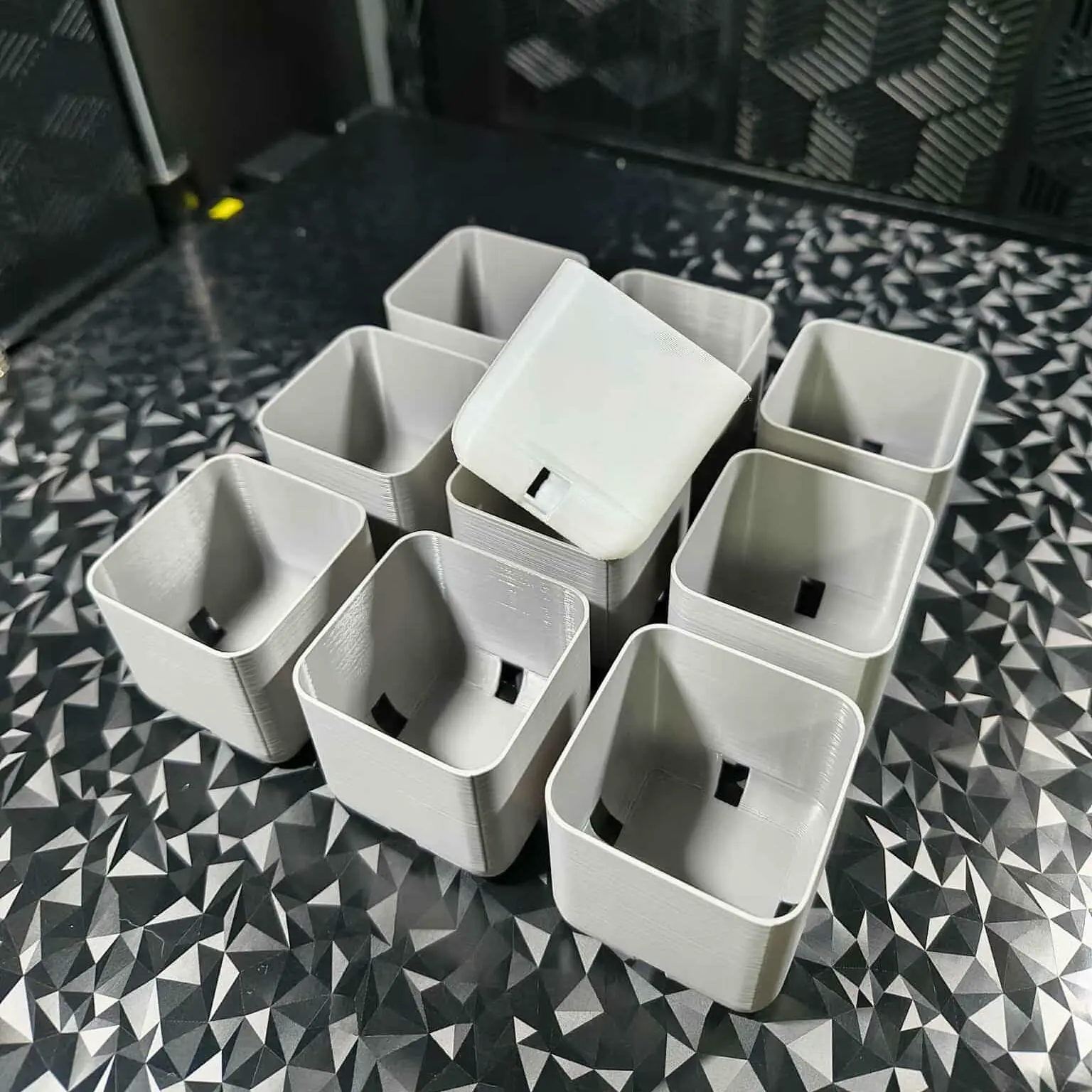 Round square Seed or small plant pod ,minimal material usage