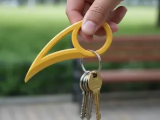 Keychain box opener 3g only