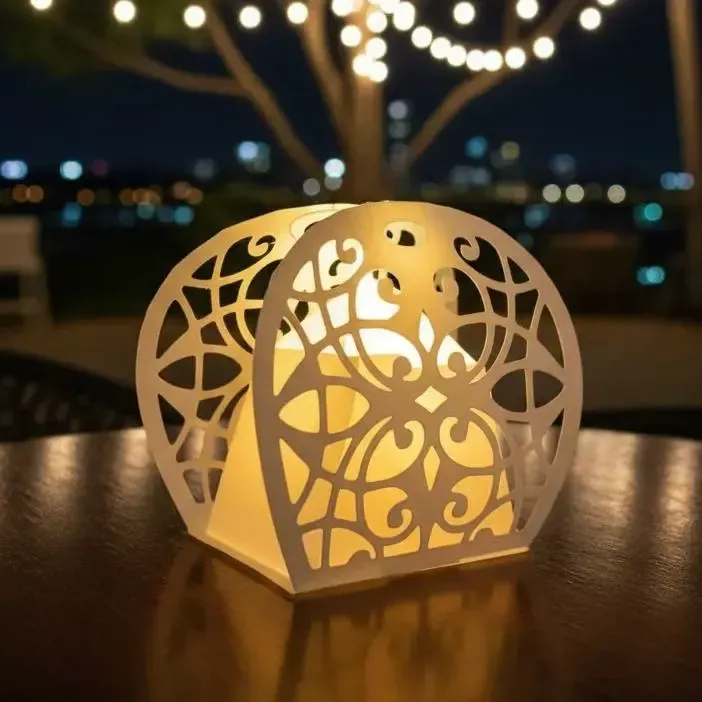 Caja calada para souvenir o regalo especial