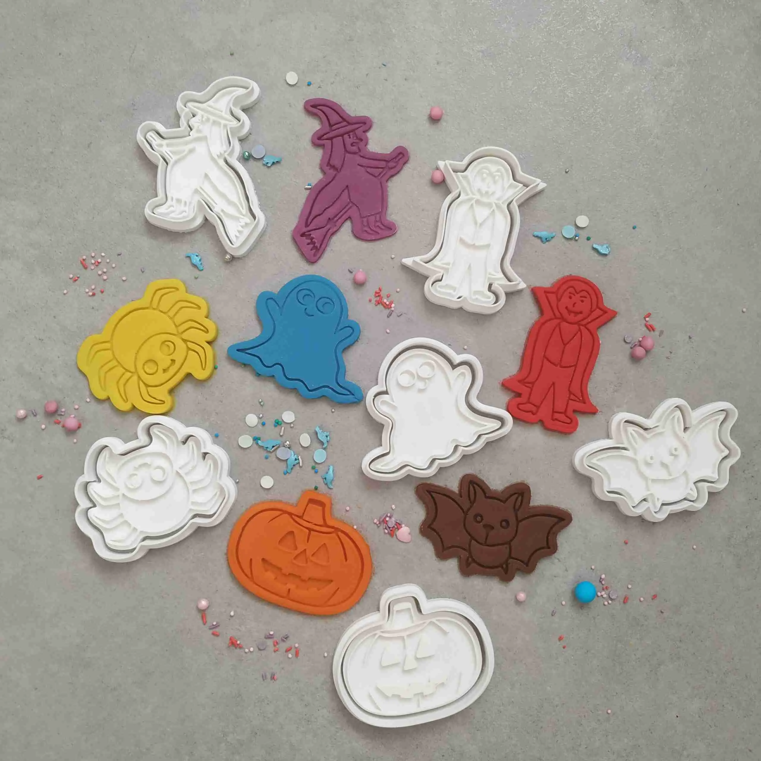 HALLOWEEN COOKIE CUTTERS SET