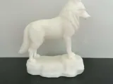 Realistic Wolf Statue – Highly Detailed 3D Printed-2