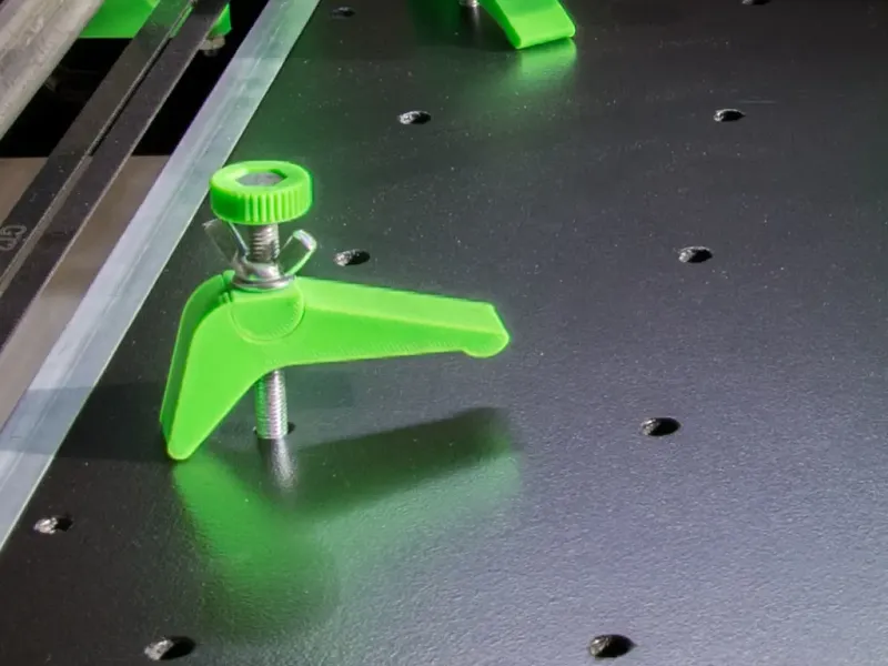 Clamps M8 for R-CNC