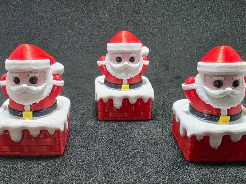 Santa Claus divertente sul Camino keychain/decor