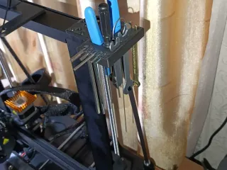 Creality Ender V3 SE держатель инструмента универсальный.