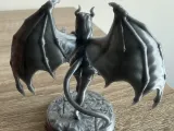 Succubus statue-3