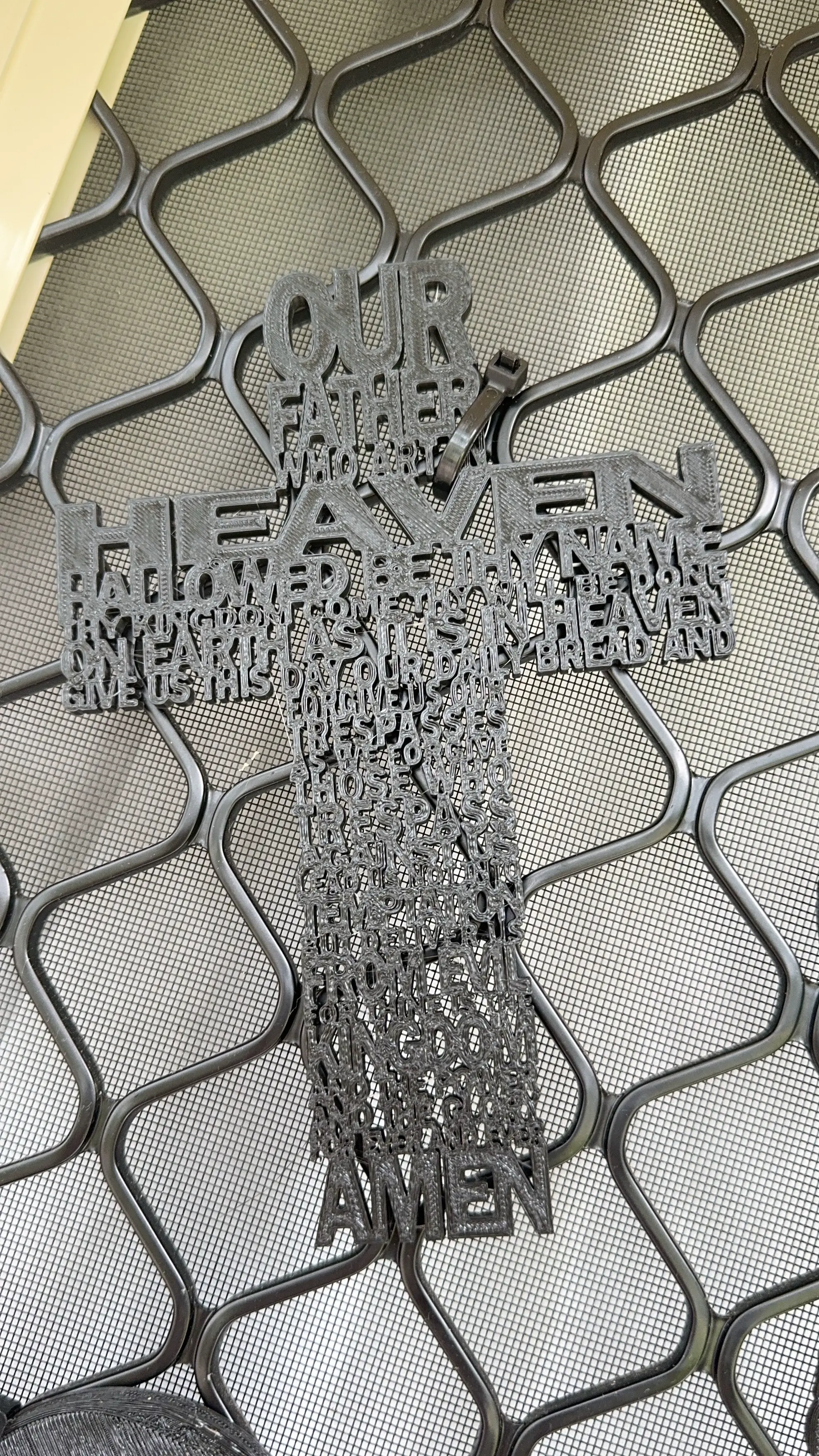 Christliches Kreuz (mit Vaterunser)