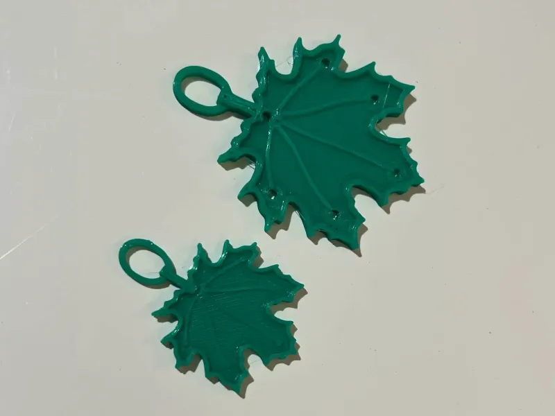 Maple leaf medallion with hanger