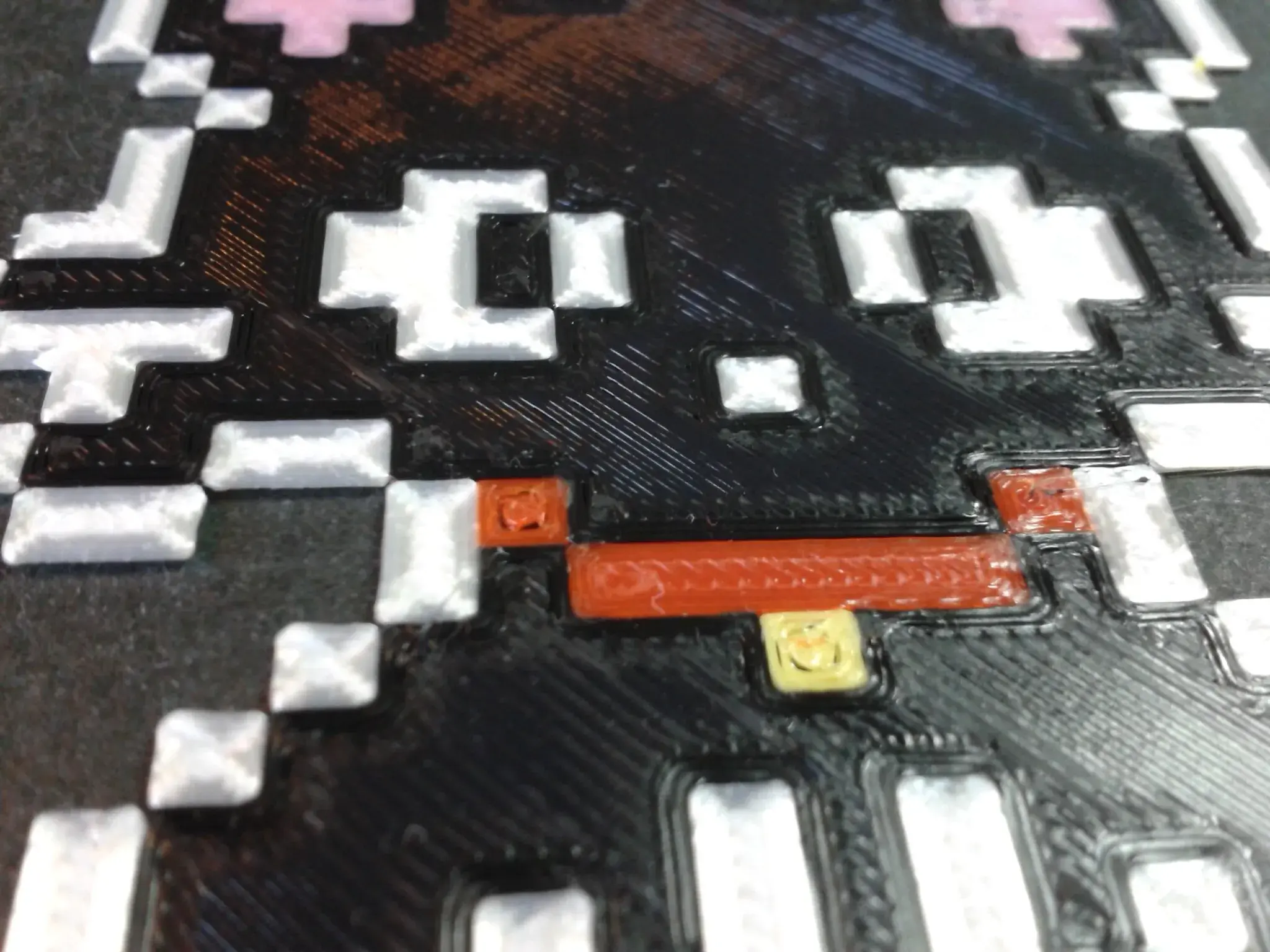 Black cat sitting 8-bit pixel art, 5 colors (by sub-object)