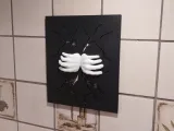 CRAWLING HANDS WALL DECOR-6