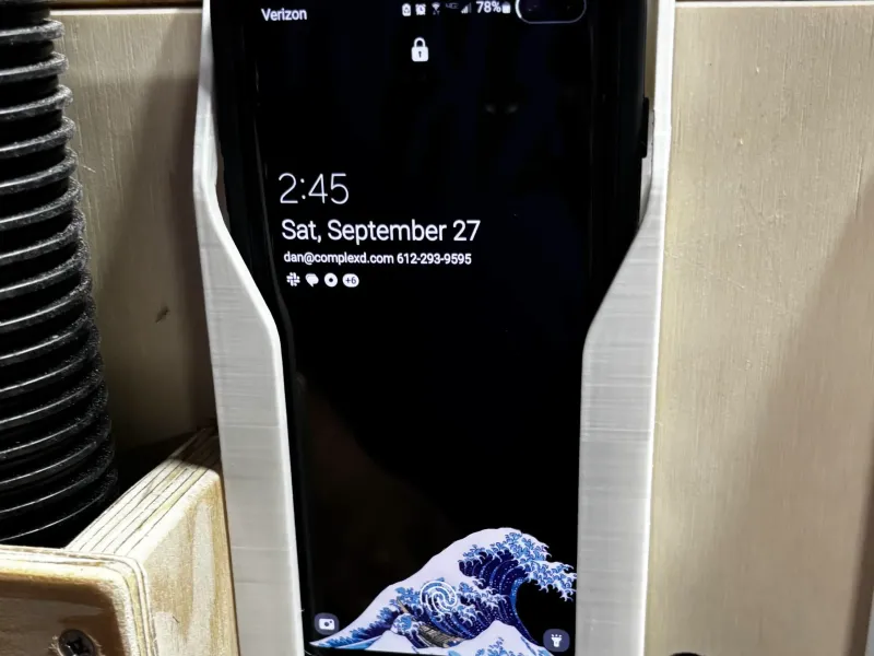 Phone Wall Mount - Large Phone with Case