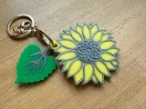 Sunflower with leaf keychain-1