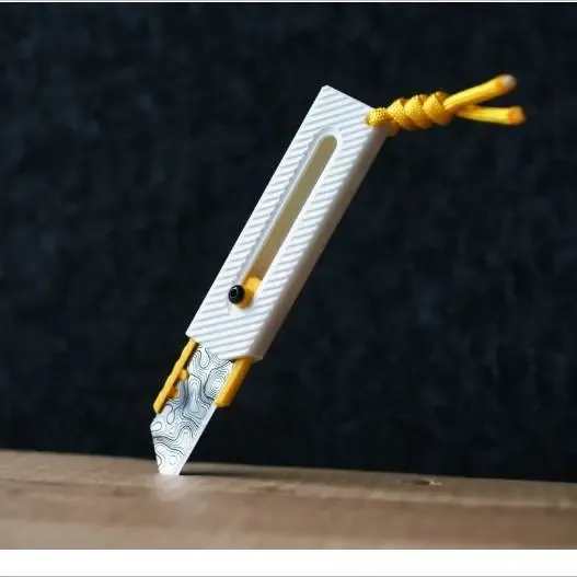 Slicey - EDC Utility Blade / Box Cutter  by