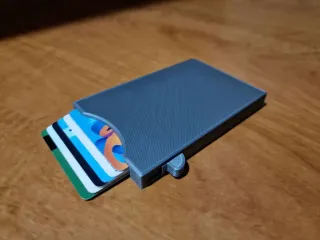 compact wallet