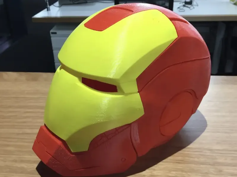 Ironman helmet magnet front