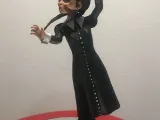 GOTHIC GIRL -POSEABLE FIGURE-3
