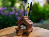 Pen Holder Sleeping Chicken in a Chicken Coop-3