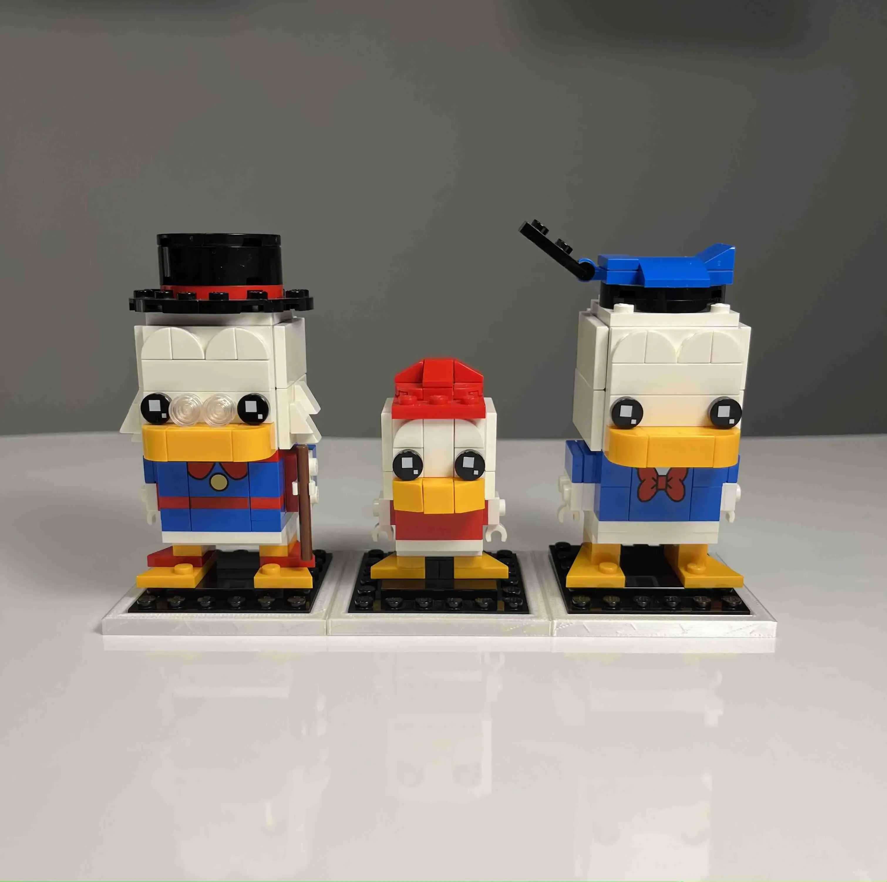 MODULAR LEGO BRICKHEADZ DISPLAY - LEGO EXPOSITOR for HOME