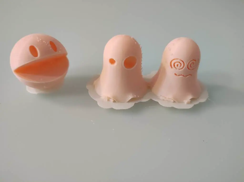 Эмодзи: Pacman