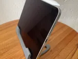 Generic tablet stand-4