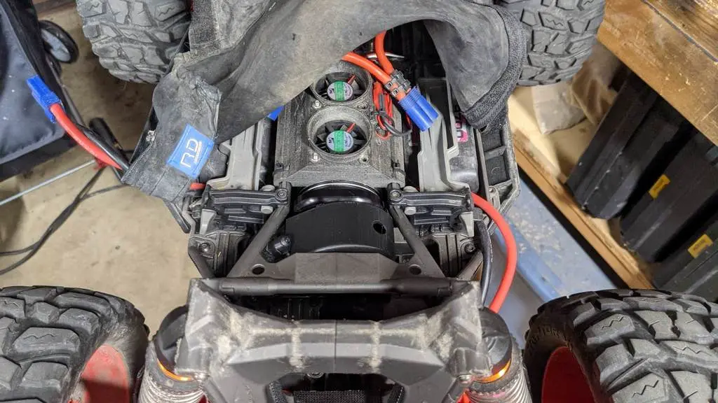 X-Maxx Two Piece Gear Cover - Improved