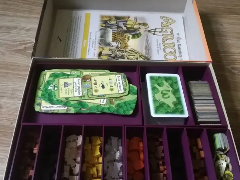 AGRICOLA board game insert