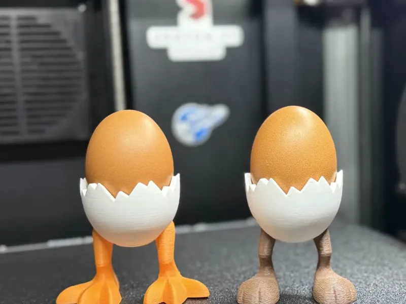 EGG HOLDER WITH LEGS (CHICKEN + BUNNY VERSION)