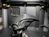 alien statue-3