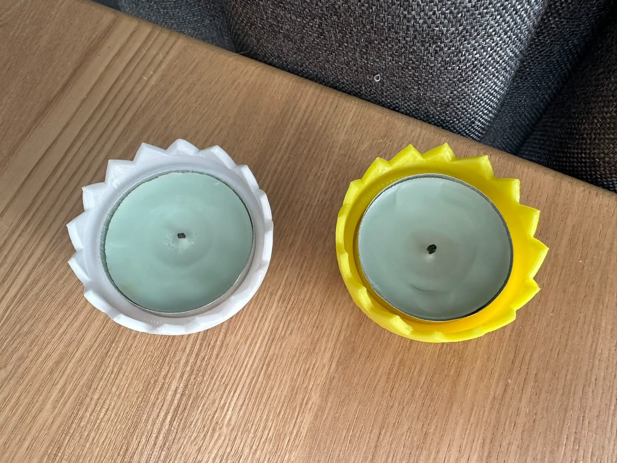 Easter egg tea light candle holder