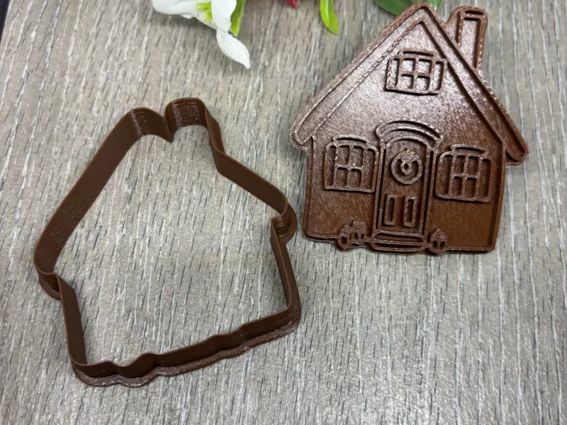 CHRISTMAS HOUSE COOKIE CUTTER