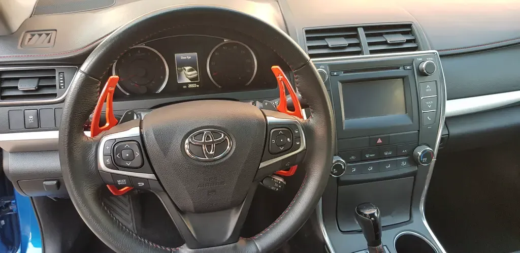 Cambio al volante TOYOTA Camry 2017