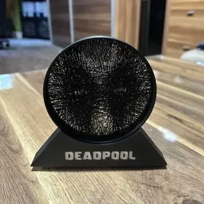 DEADPOOL STRING-ART / MARVEL / COMICS
