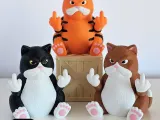 Cat Middle Finger with Surprise Crate-3