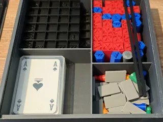 Speldoos (Quoridor, Hnefatafl vikingchess, spelkaarten)