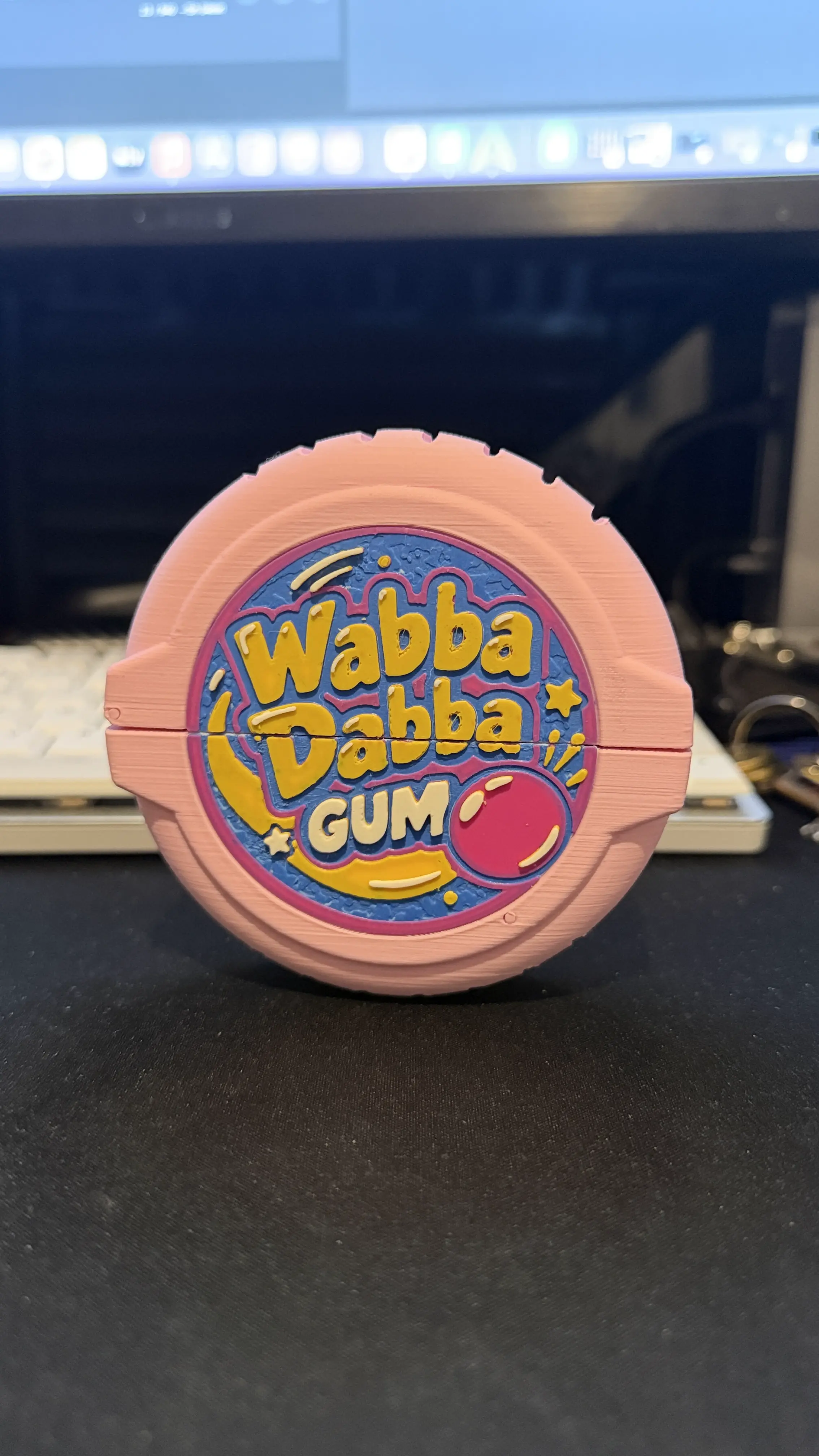 Jump Scare Gum Container! 🐛 Pop-Out Millipede Prank Toy