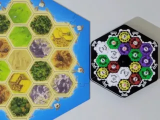 Portable catan set