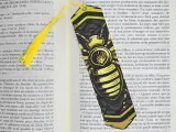 Bookmark Bee-0