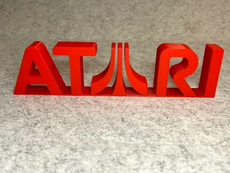 Decorazione retrò con logo Atari