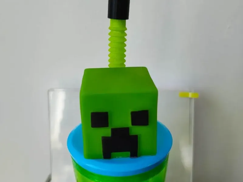 Cap for straws