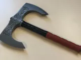 Realistic double-bladed Viking axe-3