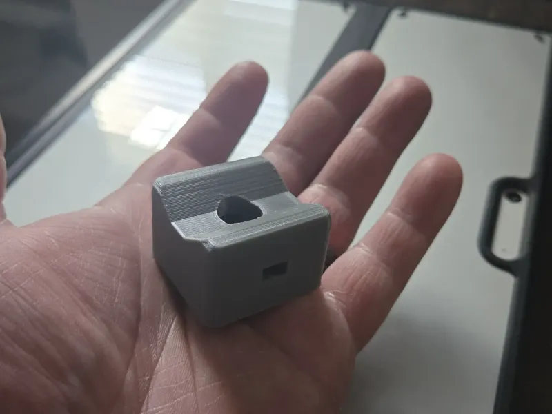 Small Pipe Clamps