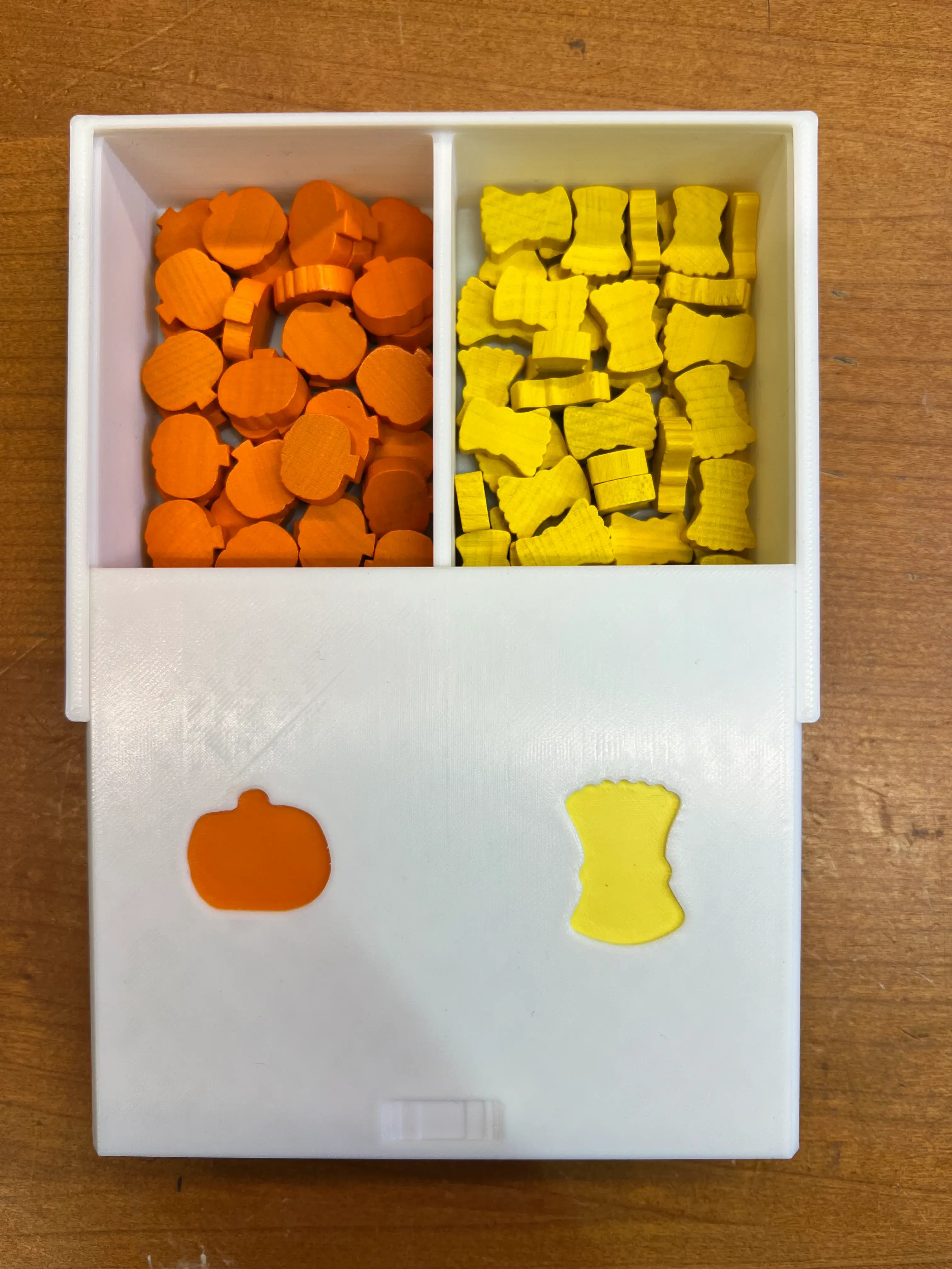 At the Gates of Loyang Game Organizer Unsleeved