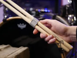 stick clip (clip your drum stick pairs together 5B)