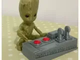 Baby Groot 5-5 (N'appuyez pas sur ce bouton)-1