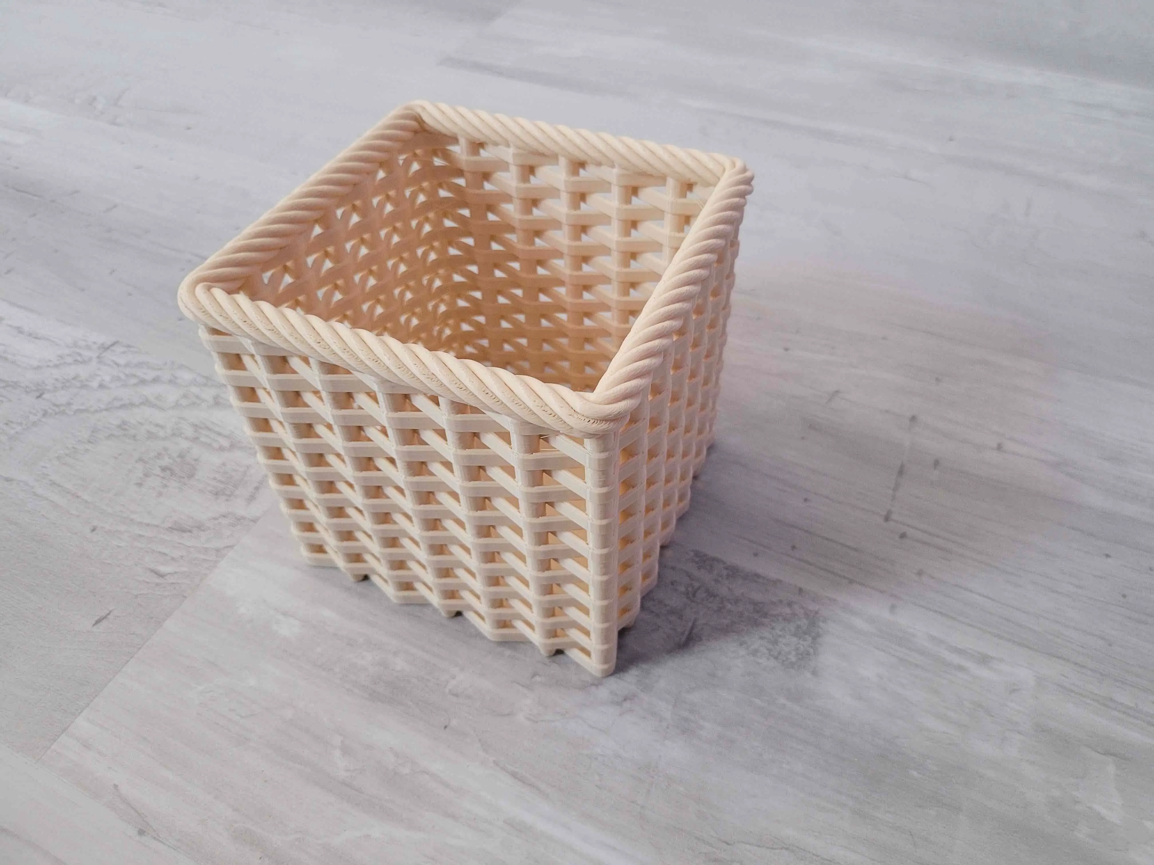 Tissue Box Basket