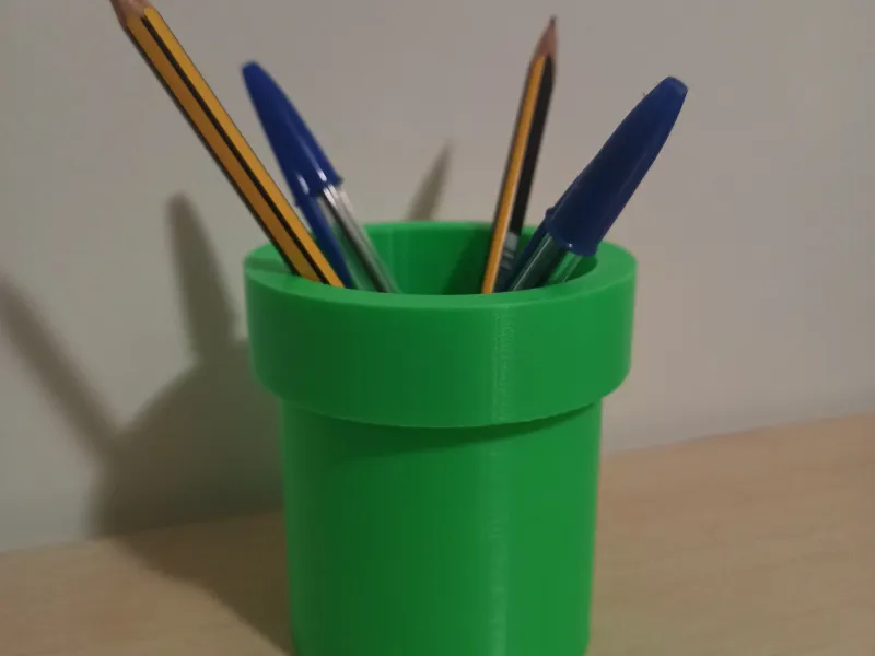 Super Mario Pen Holder