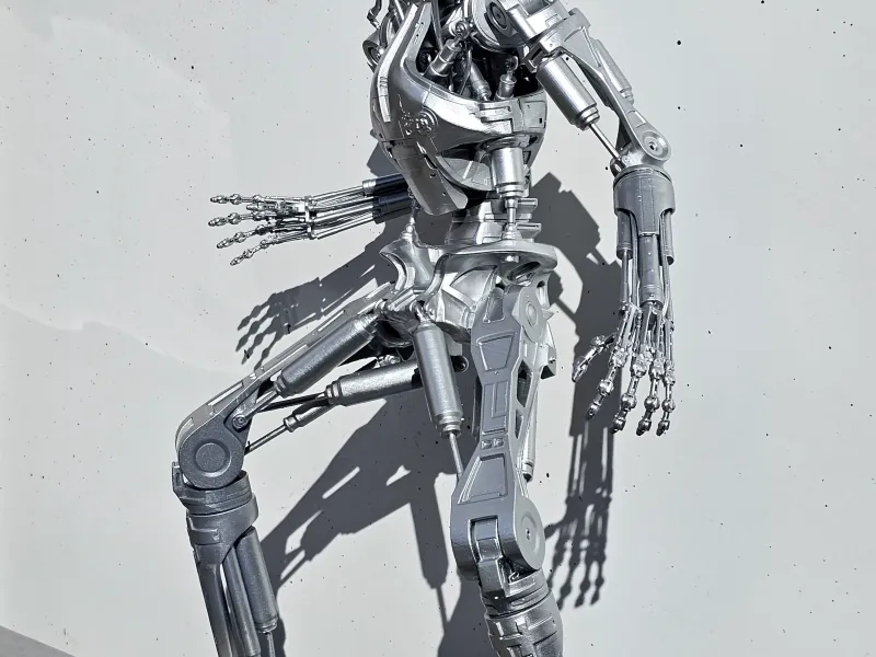 T800 exo à escala 1:10