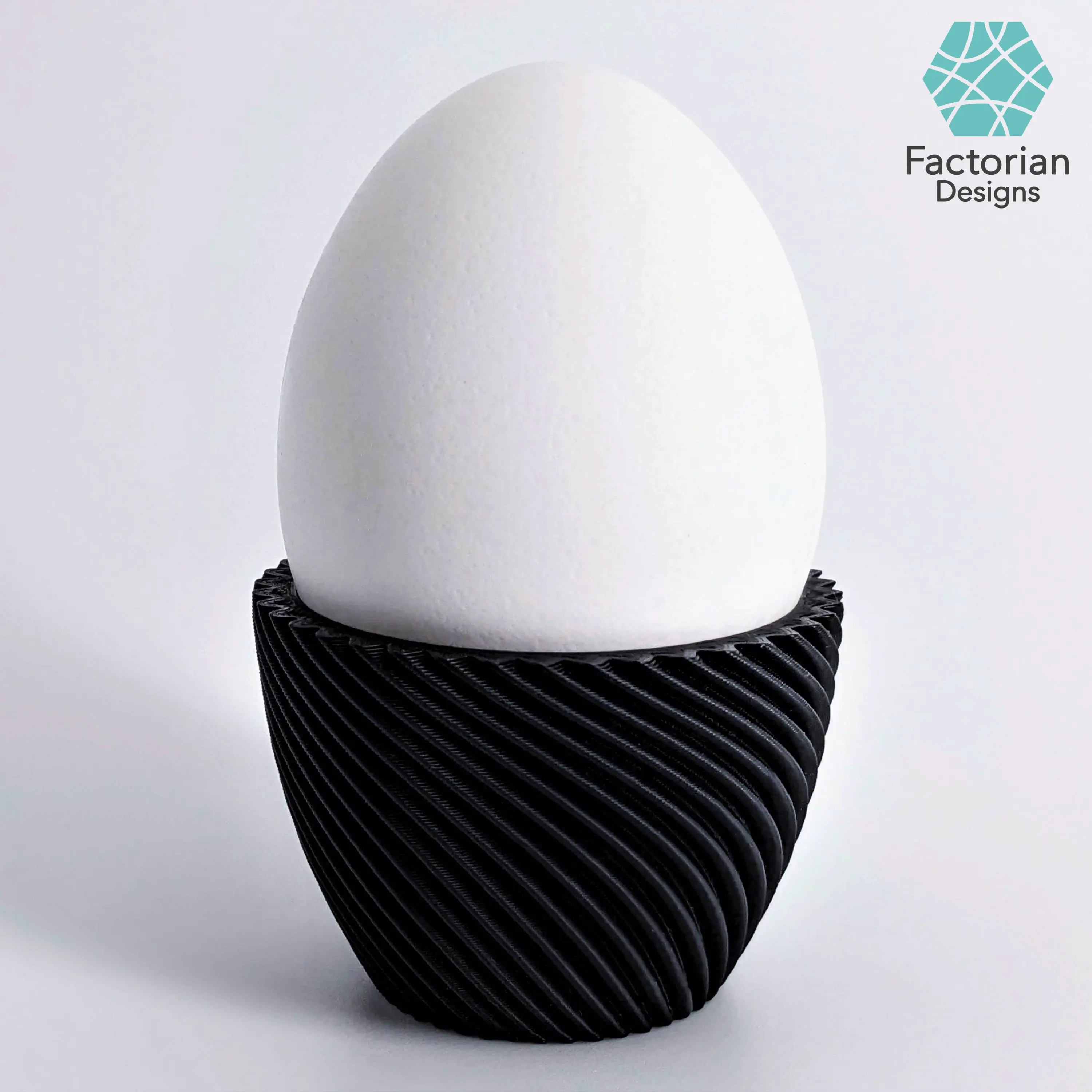 Eierdopje "Unbowed" 3D print Stl Bestand + Bambu Studio 3MF